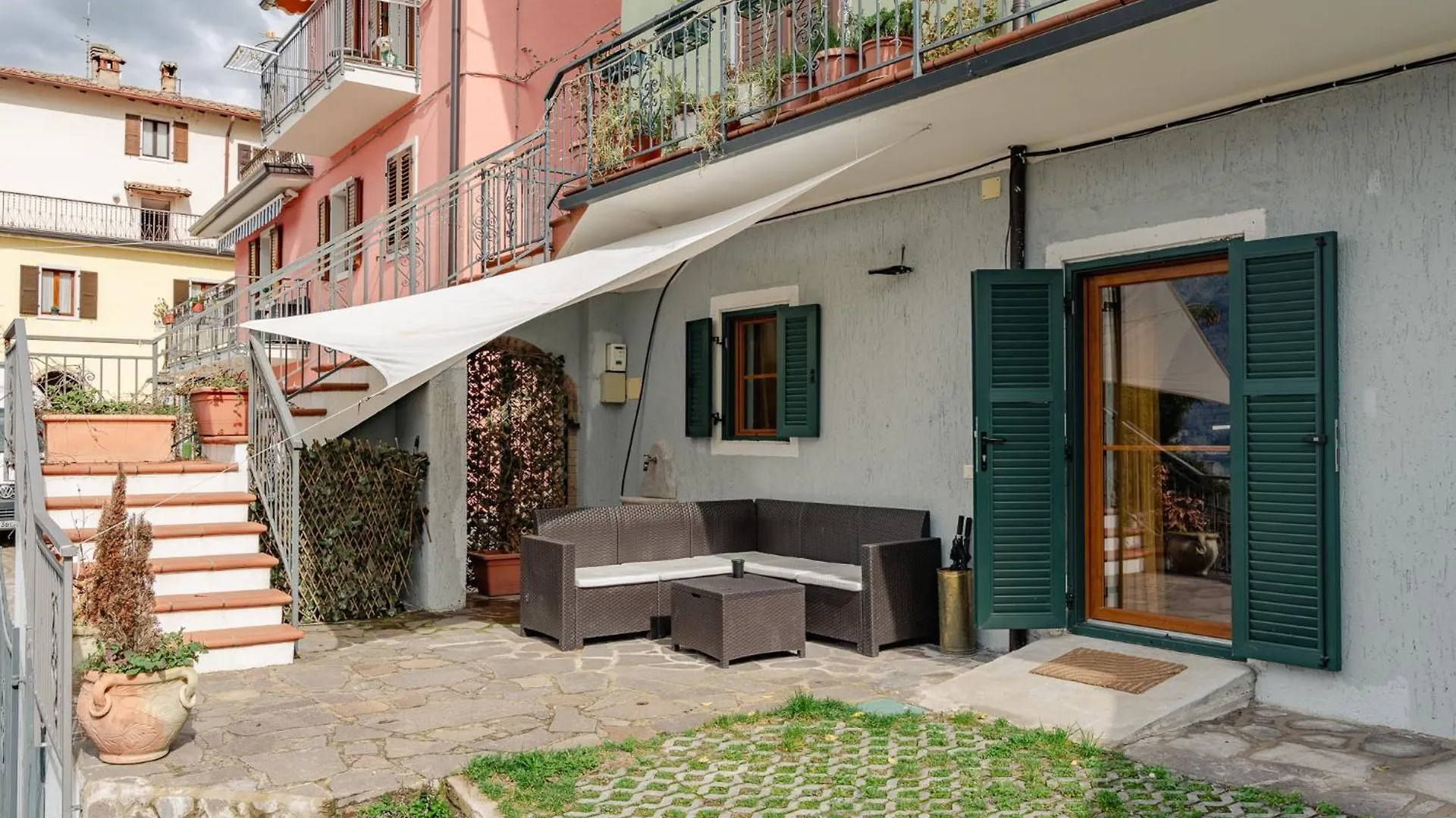 Casa Galya With Private Patio By Gardadoma Apartment Brenzone sul Garda Italy