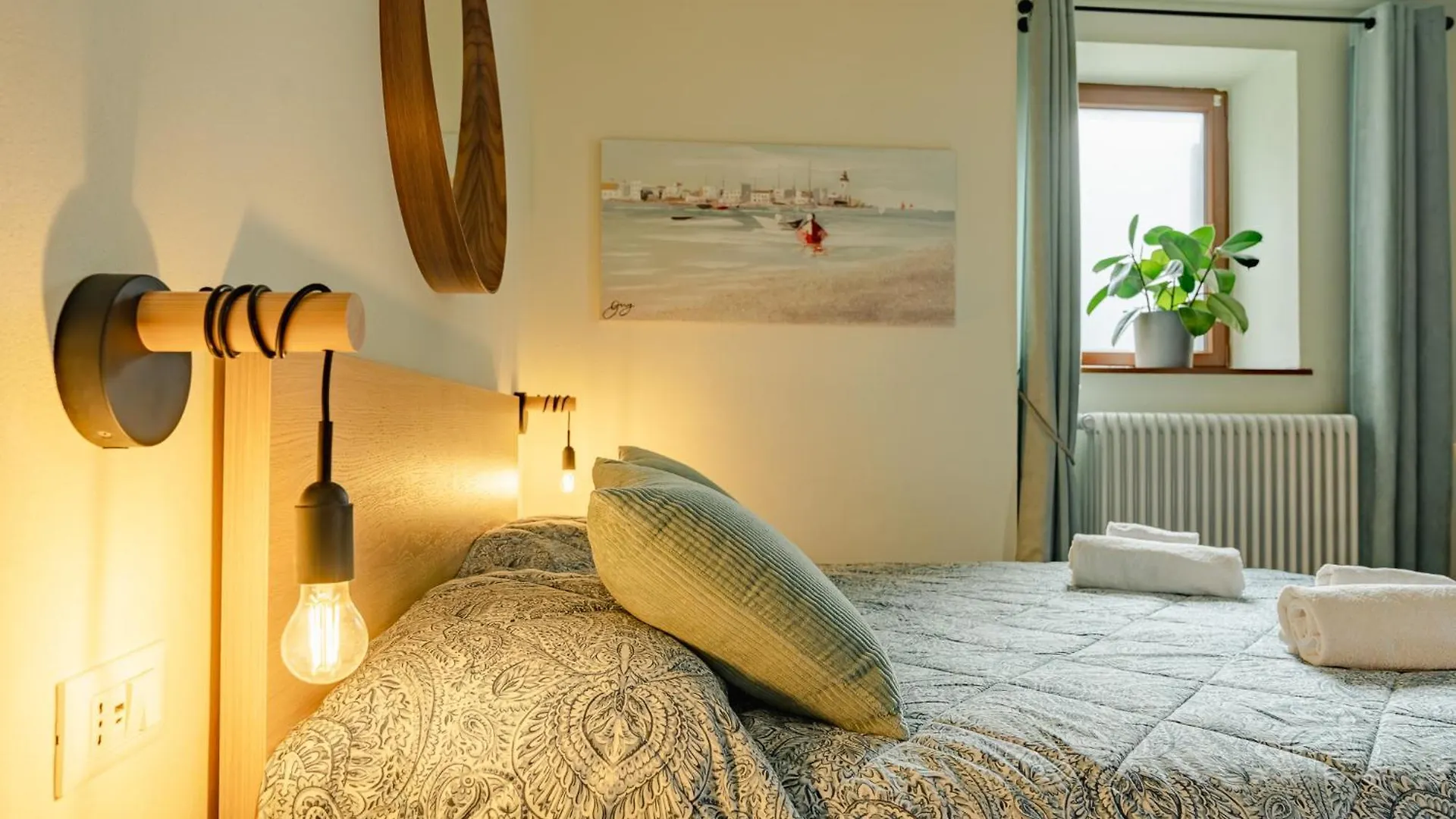Casa Galya With Private Patio By Gardadoma Apartment Brenzone sul Garda