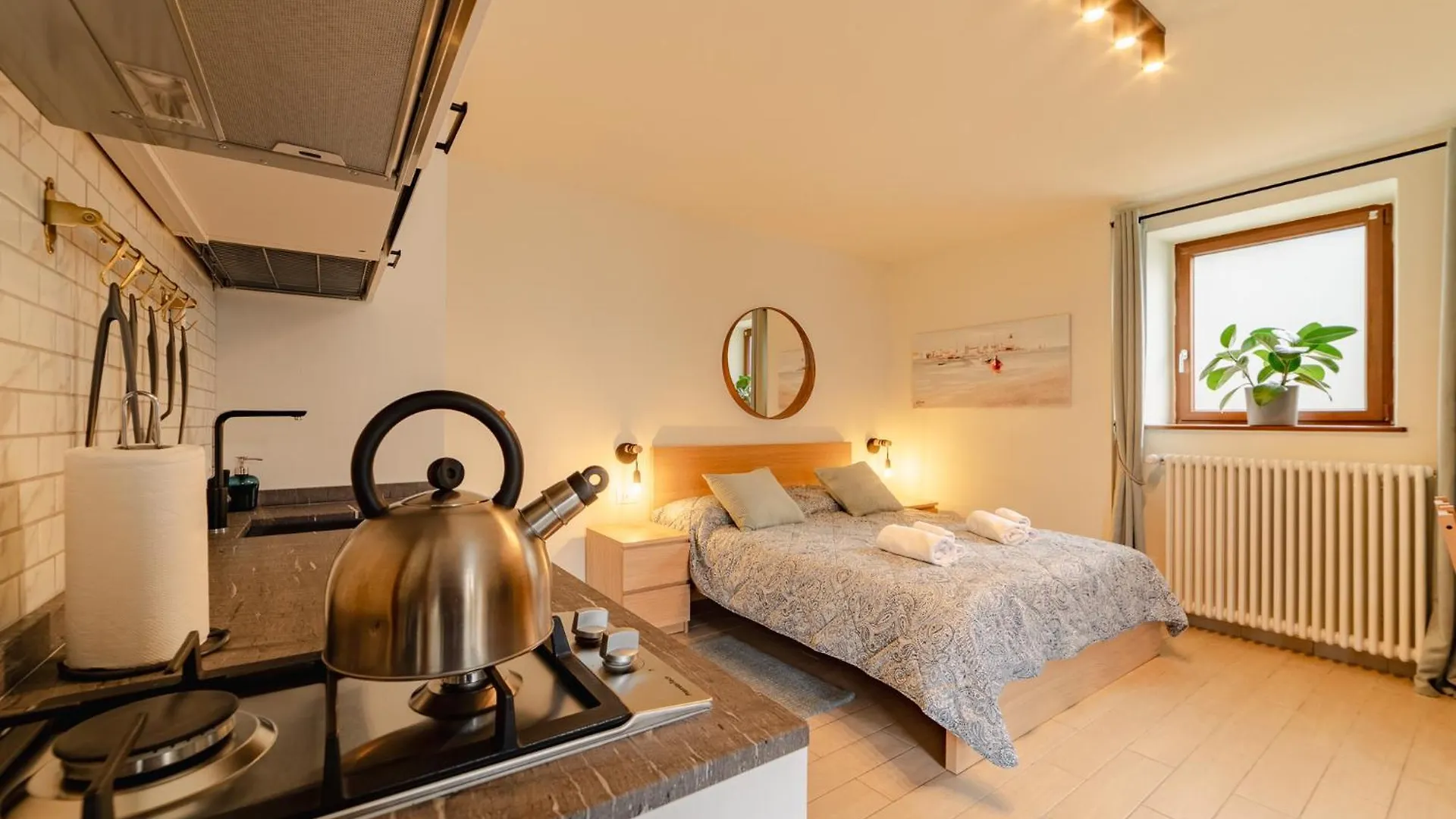 Casa Galya With Private Patio By Gardadoma Apartment Brenzone sul Garda 0*,  Italy