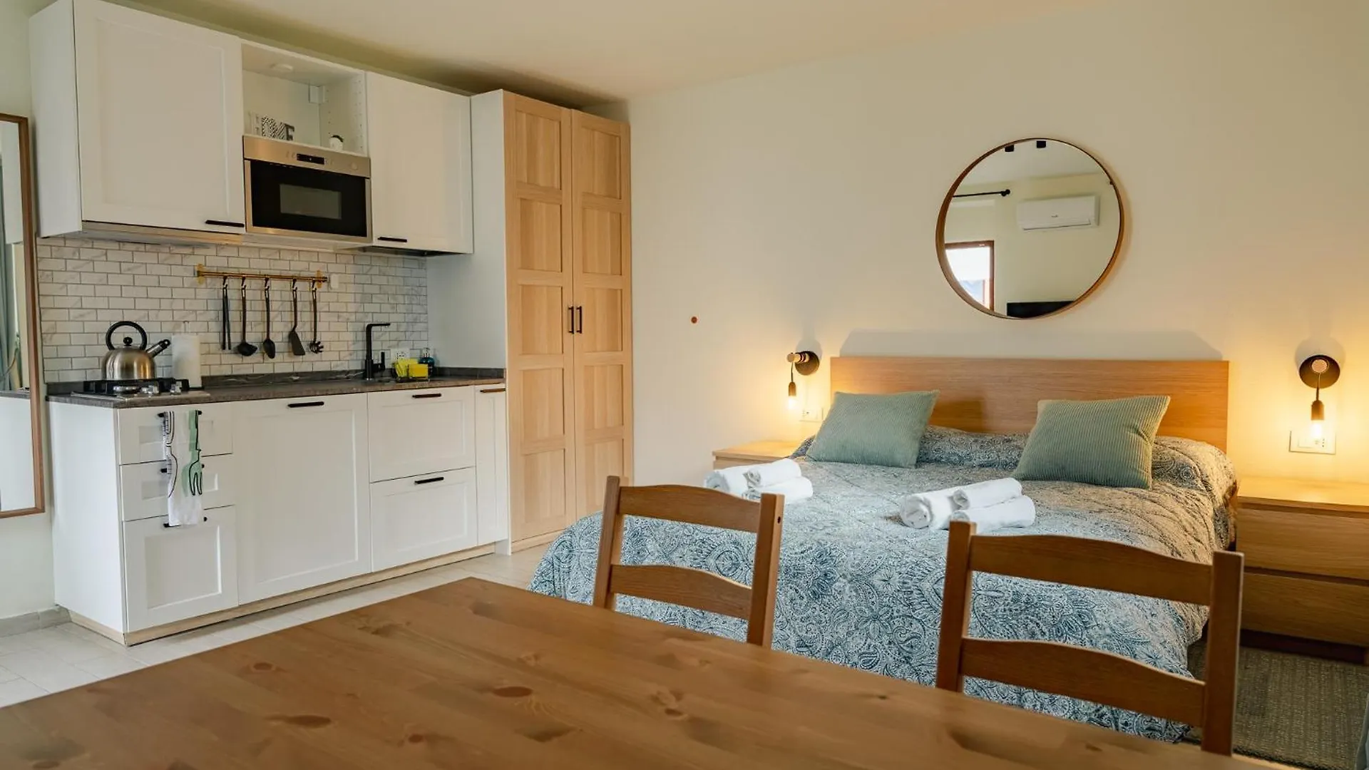 Casa Galya With Private Patio By Gardadoma Apartment Brenzone sul Garda