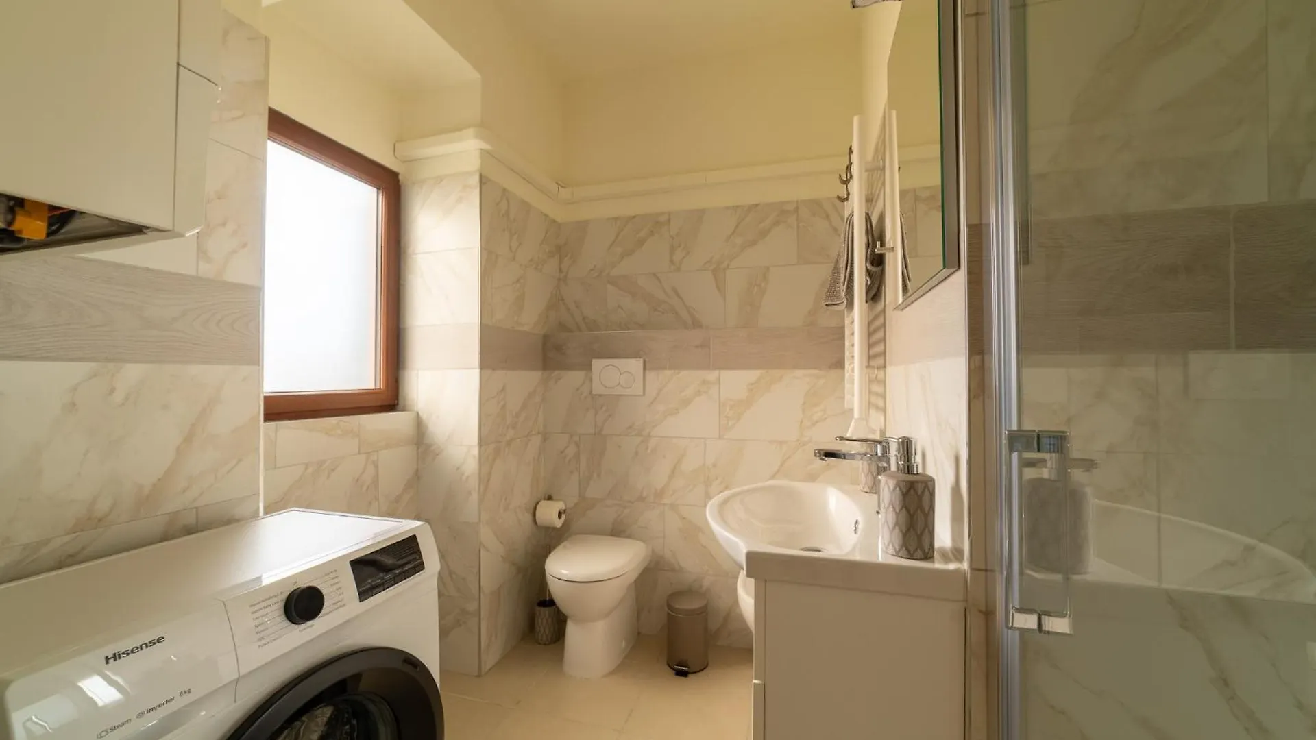 Casa Galya With Private Patio By Gardadoma Apartment Brenzone sul Garda